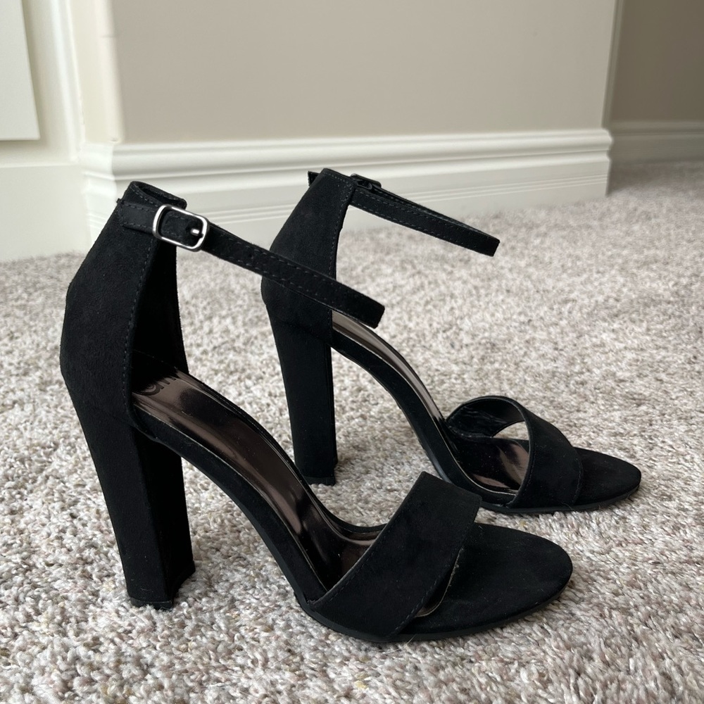 Black Heels size 6.5